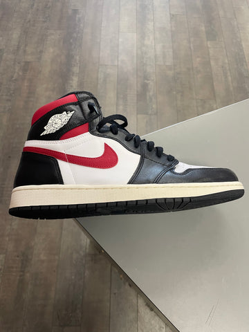 Jordan 1 Black Gym Red