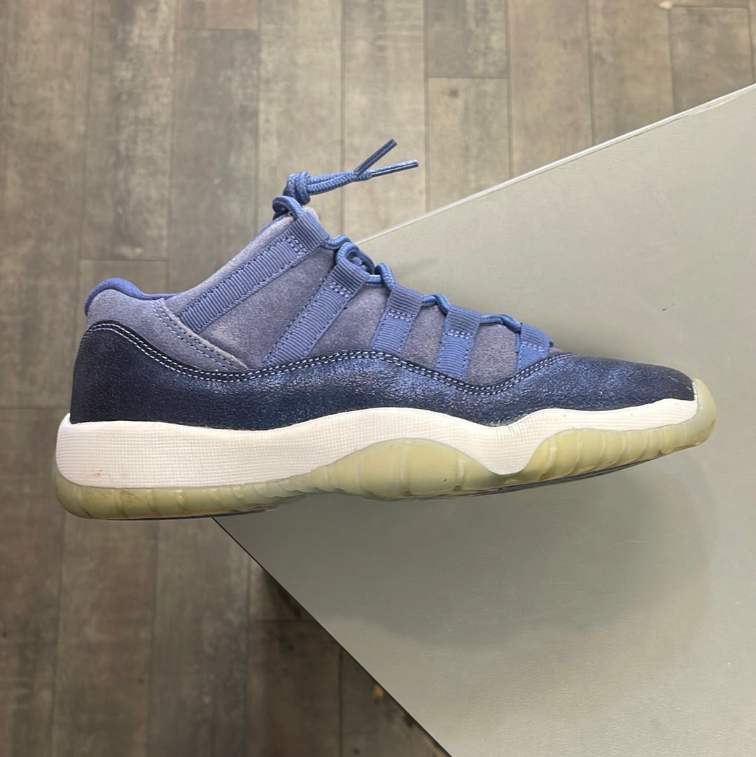 Air Jordan 11 Low Blue Moon