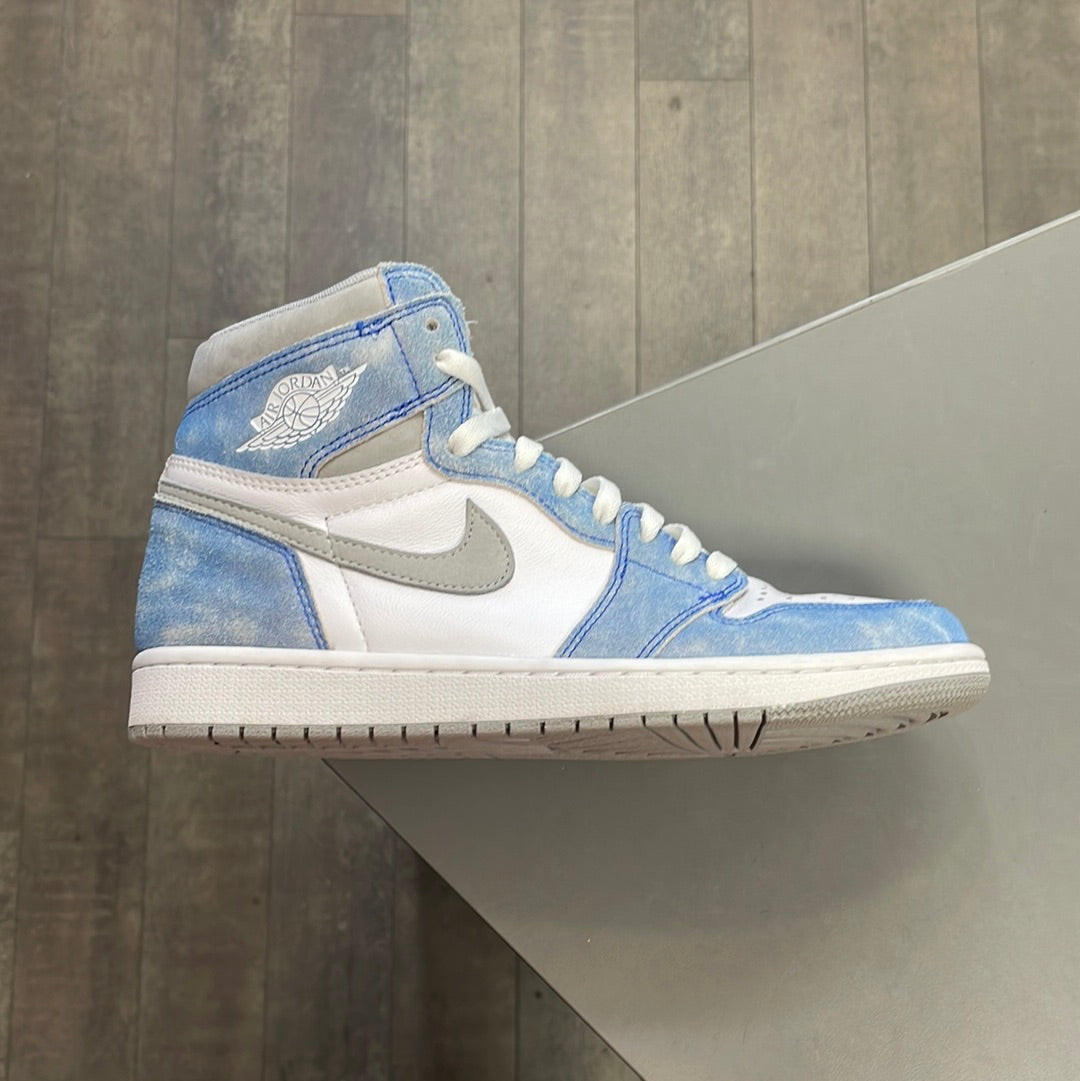 aj 1 hyper royal