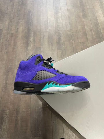 Jordan 5 Alternate Grape