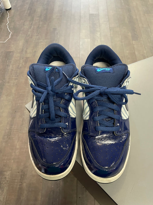 Nike Dunk Low SB Avengers Blue Patent 2005 (No Box.)