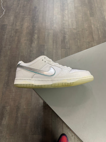 Nike Dunk Low SB Tiffany White  Diamond Supply Co.