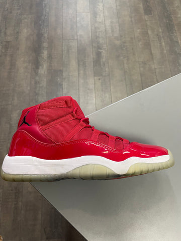 Air Jordan 11 Win Like 96 (No Box.)