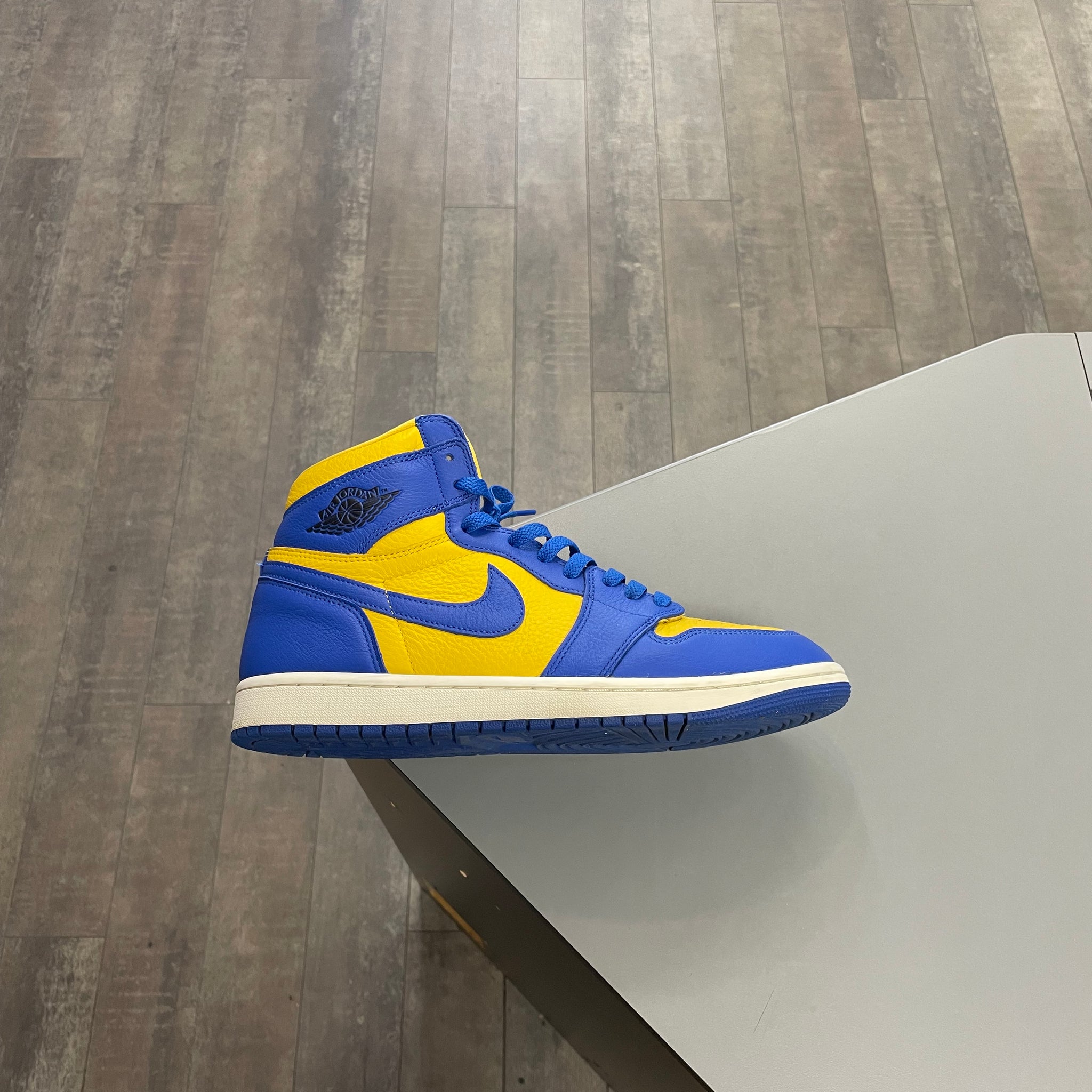 Air Jordan 1 Reverse Laney