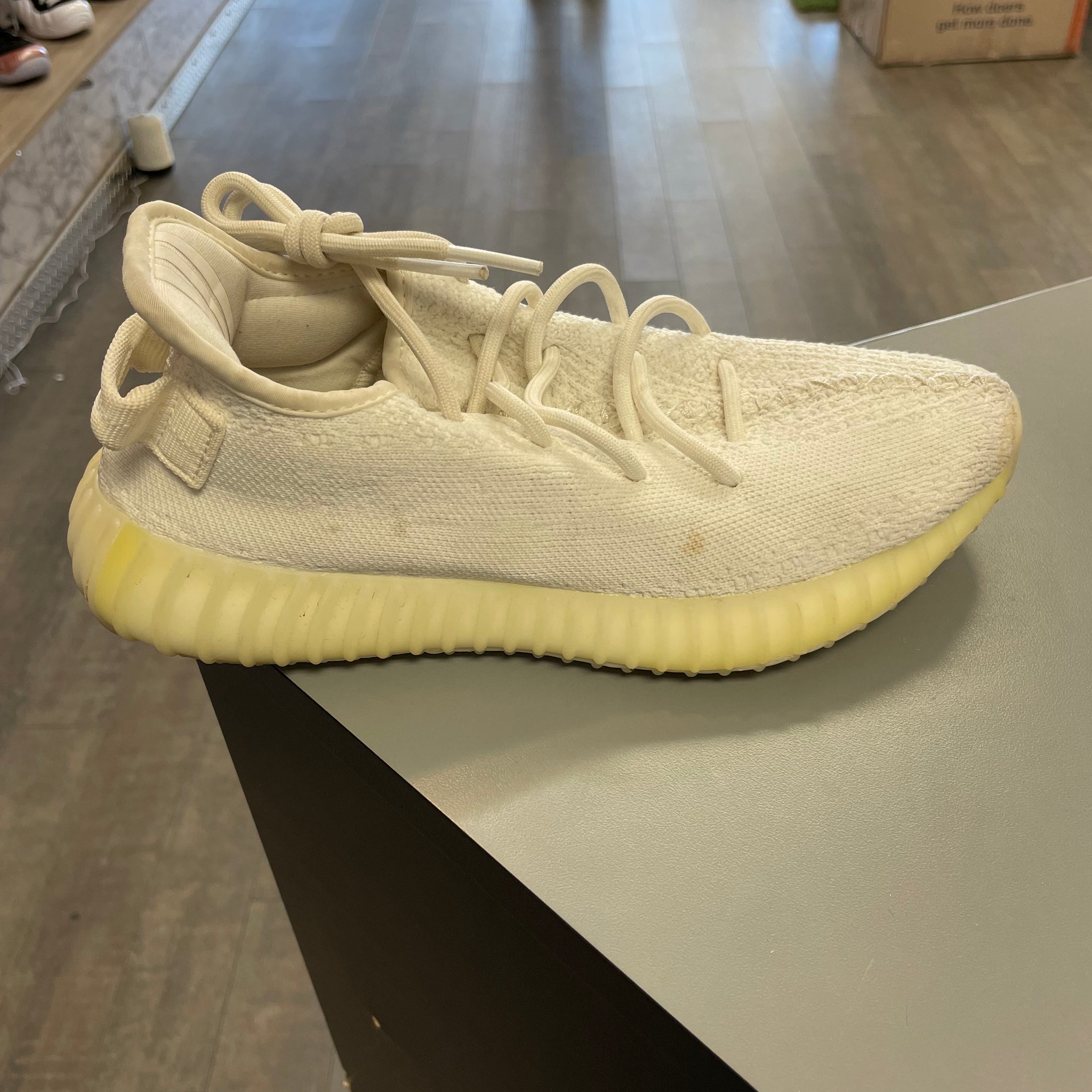 Yeezy 350 V2 Cream