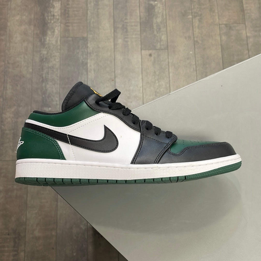 Air Jordan 1 Low Green Toe (No Box.)