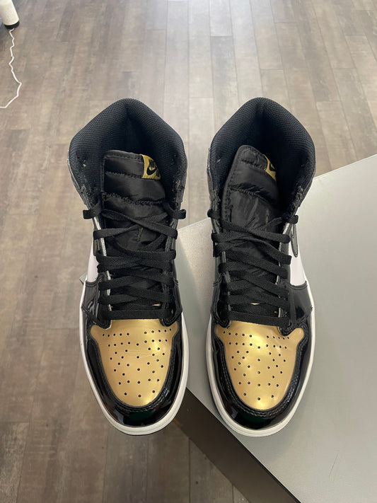 Jordan 1 Gold Toe