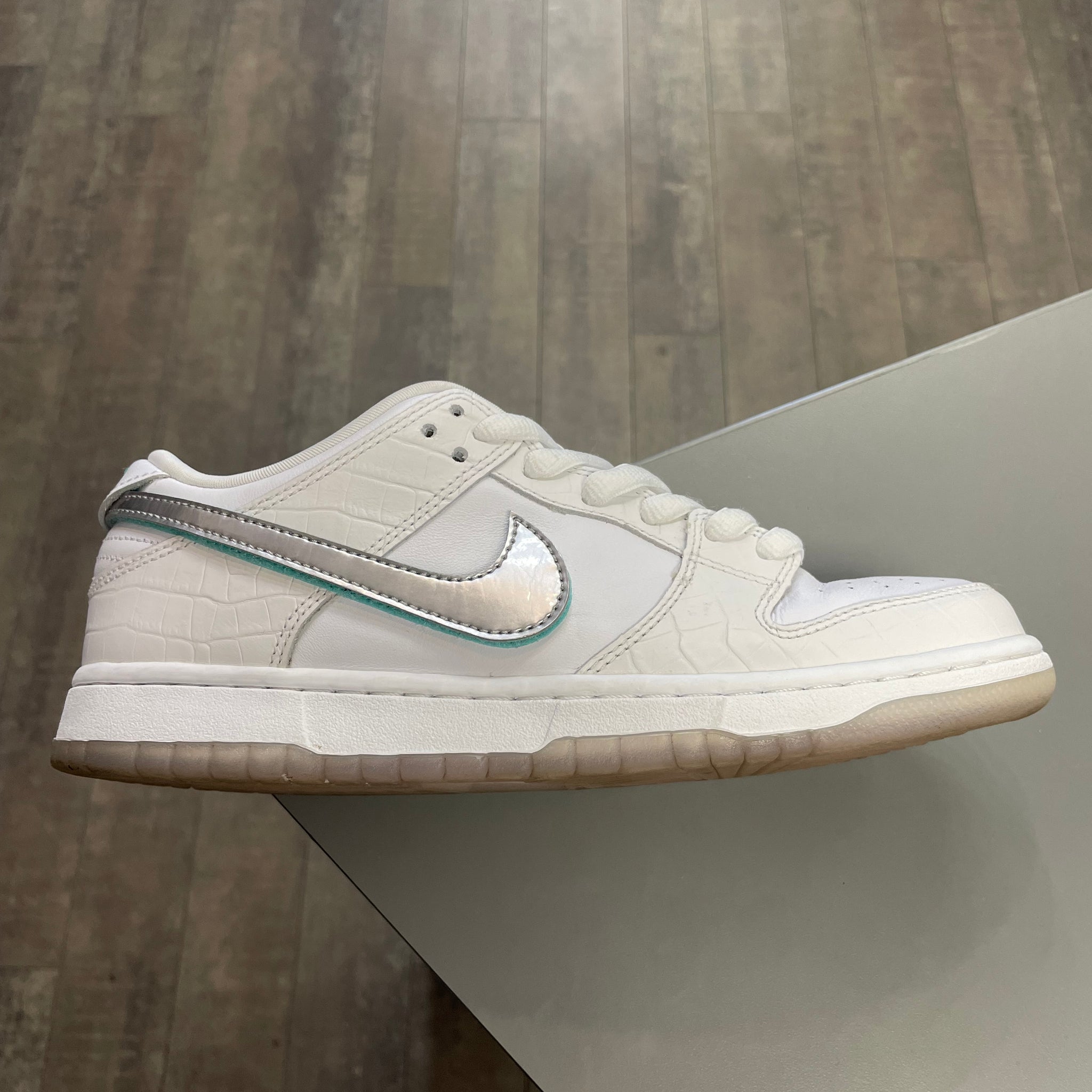 Nike Dunk Low SB White Tiffany Diamond Supply Co.