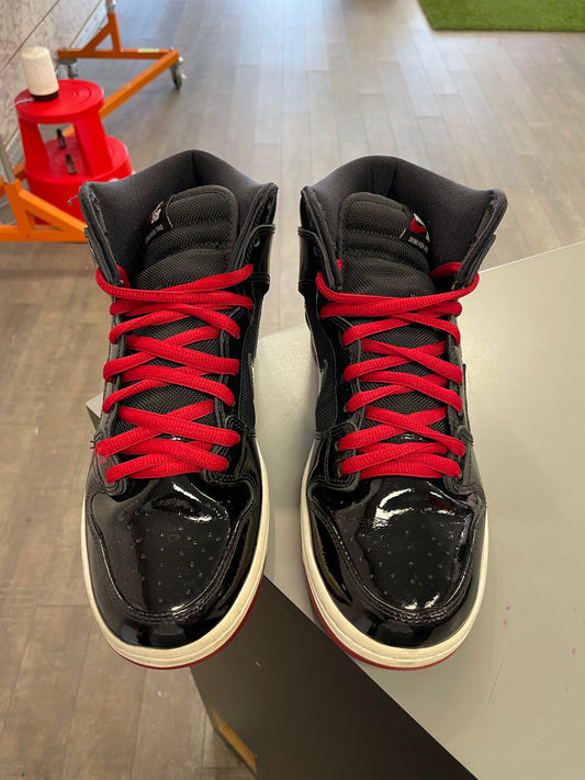 Nike Dunk High SB Bred 2018
