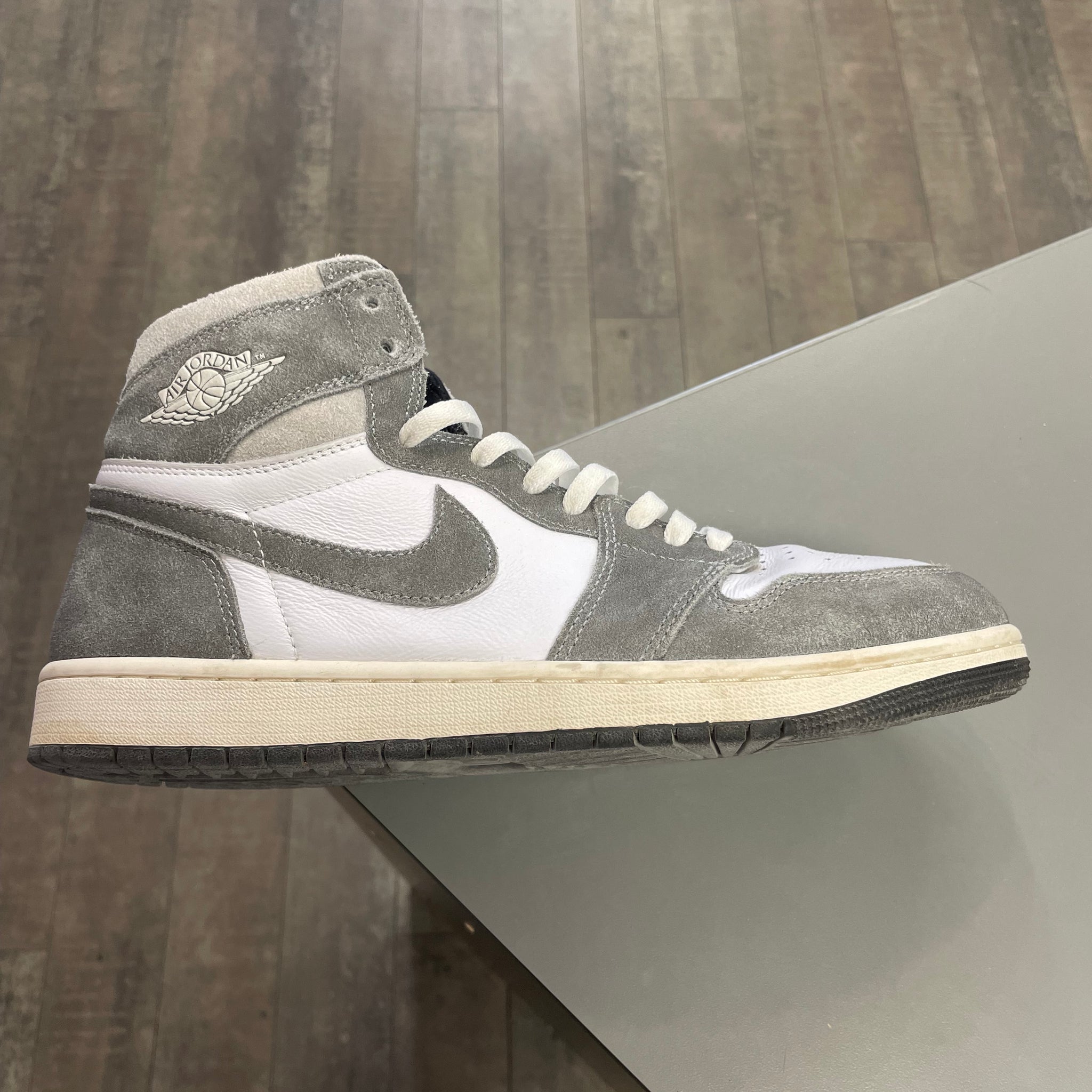 Air Jordan 1 Washed Black