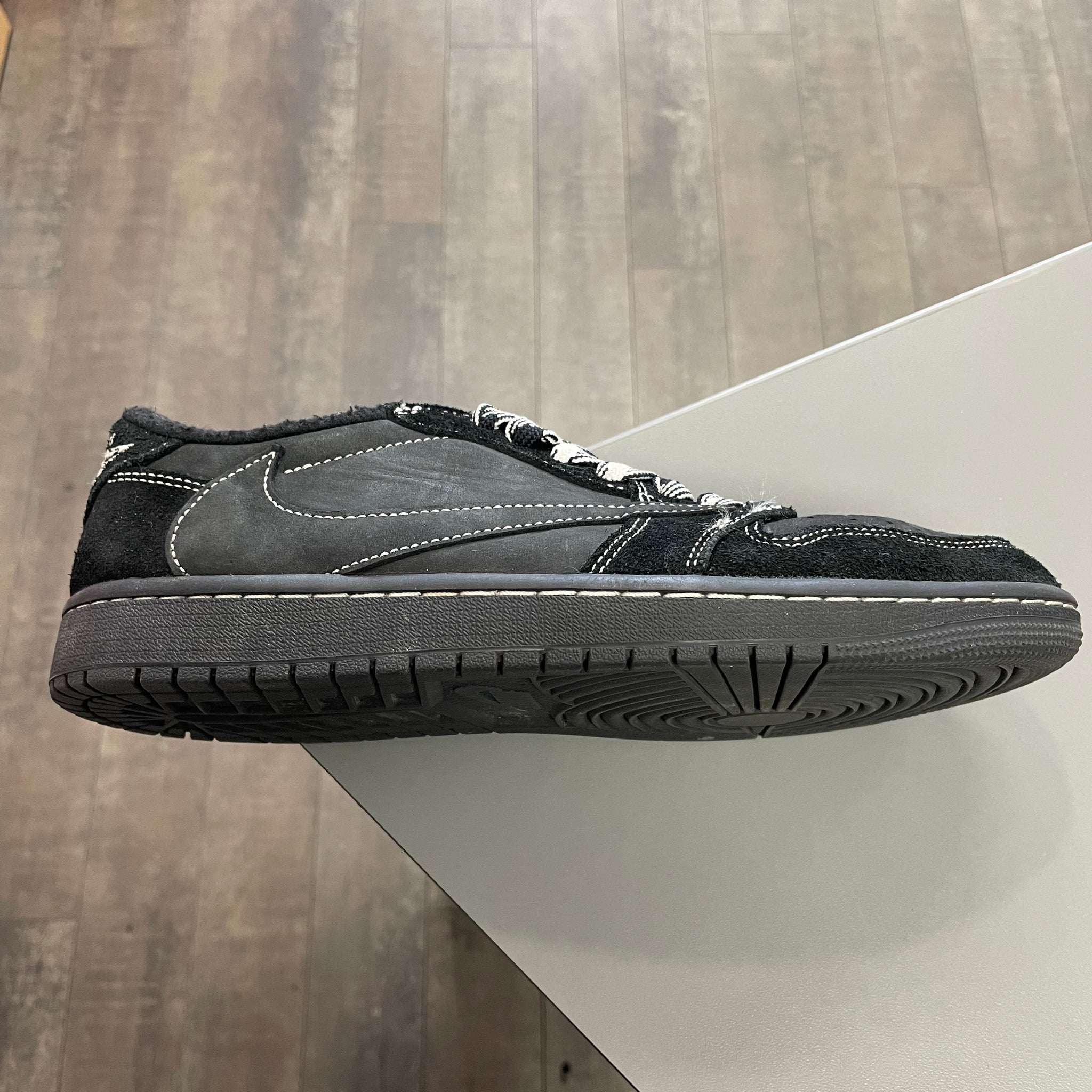 Jordan 1 Low Travis Scott Phantom