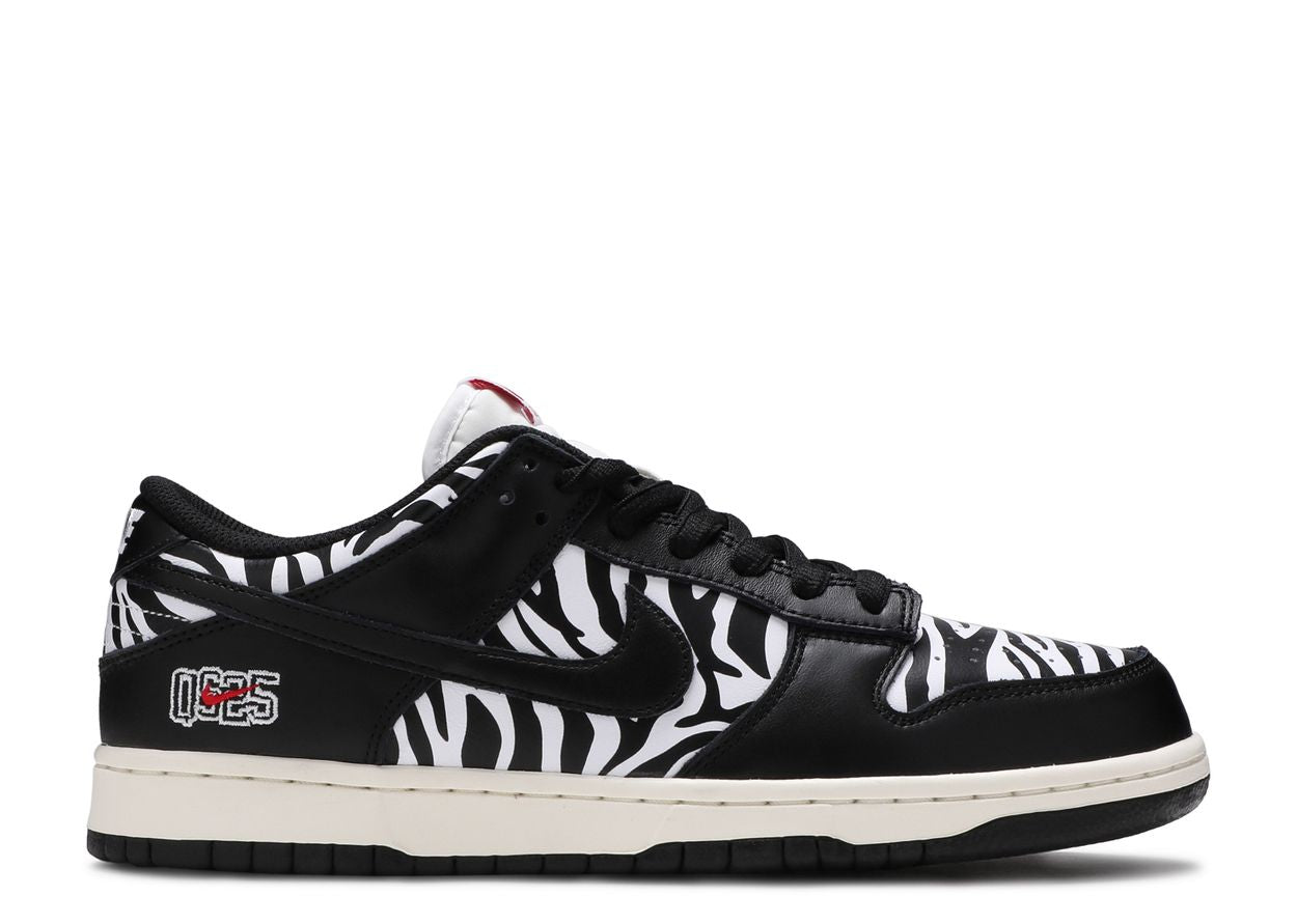 NIKE QUARTERSNACKS X DUNK LOW SB 'LITTLE DEBBIE’S ZEBRA CAKES'