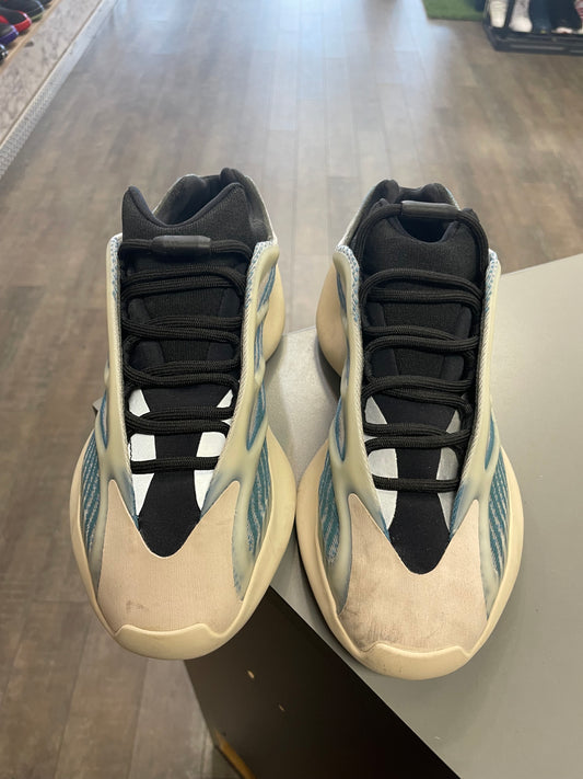 Yeezy 700 V3 Kyanite