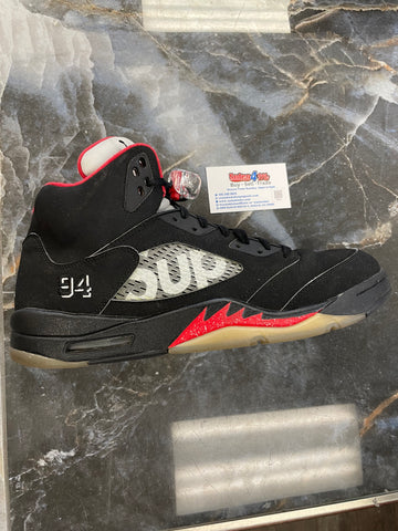 Jordan 5 ‘Supreme Black’ • Pre-Owned