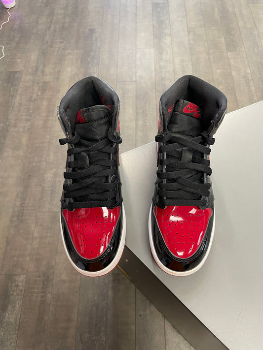 Air Jordan 1 Patent Bred