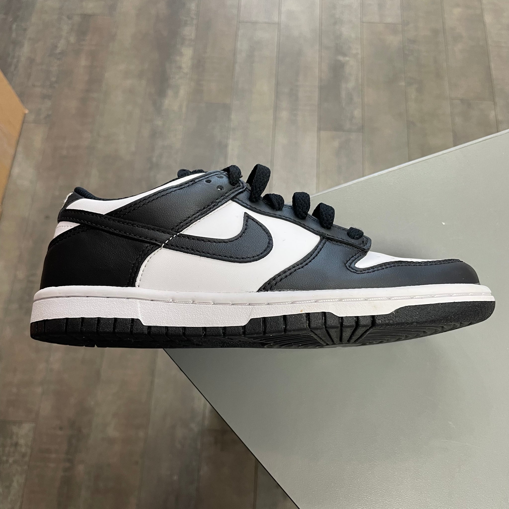Nike Dunk Low Panda