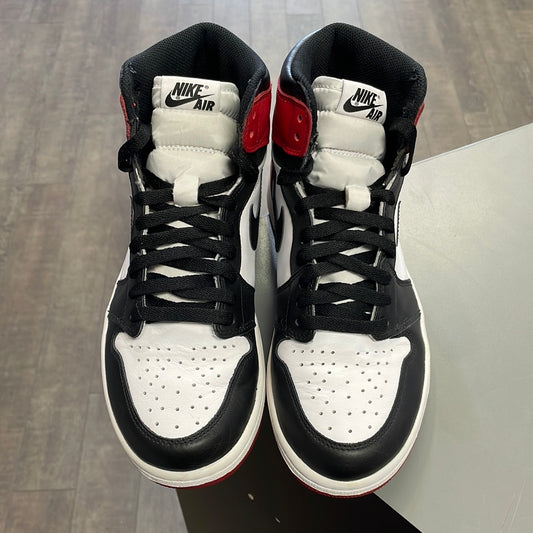 Air Jordan 1 Black Toe 2016