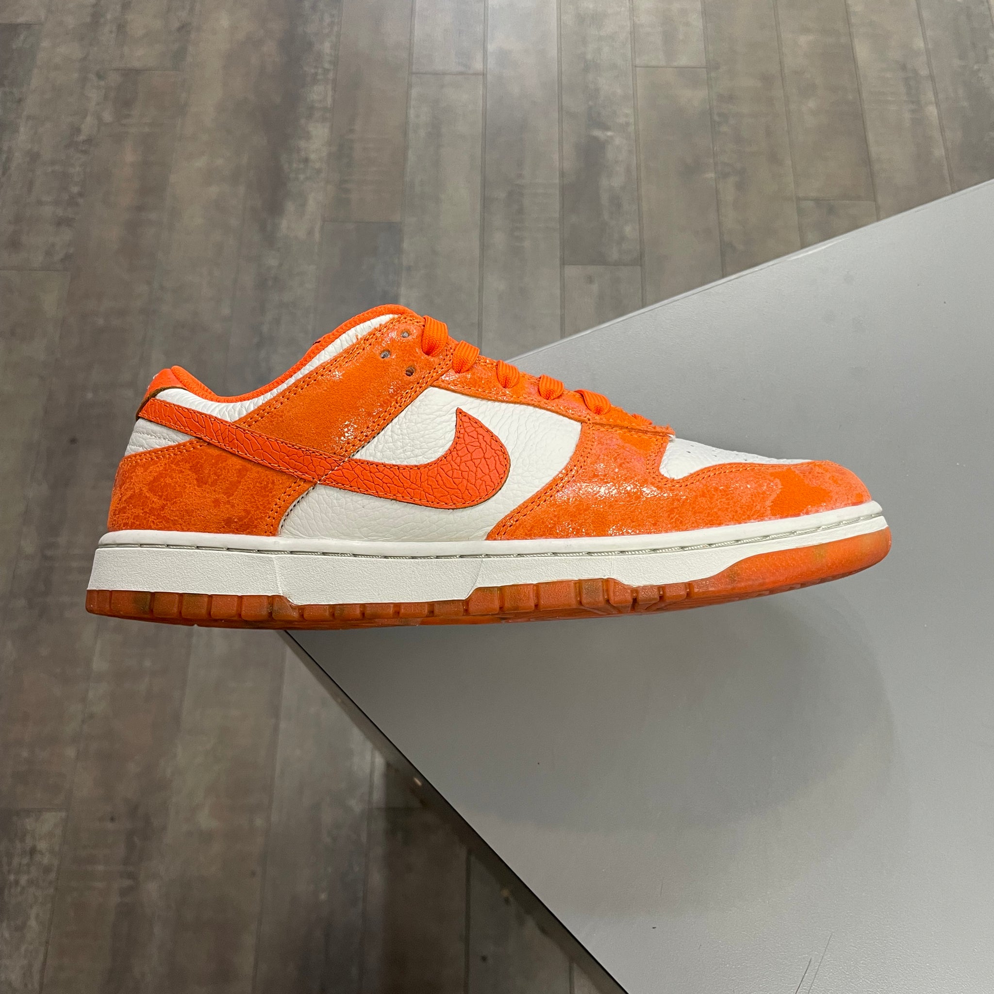 Nike Dunk Low Cracked Orange