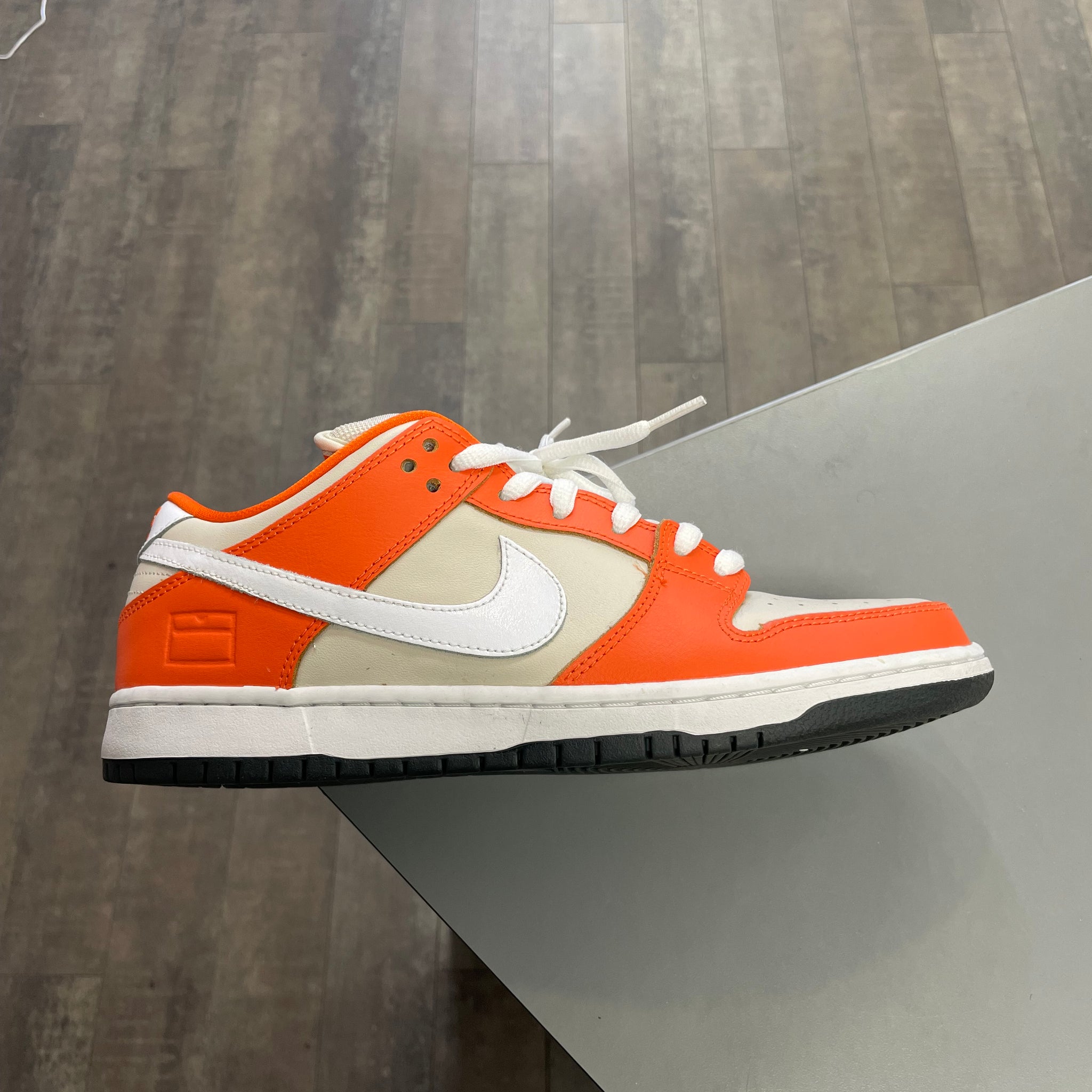 Nike Dunk Low SB Orange Box (No Box.)