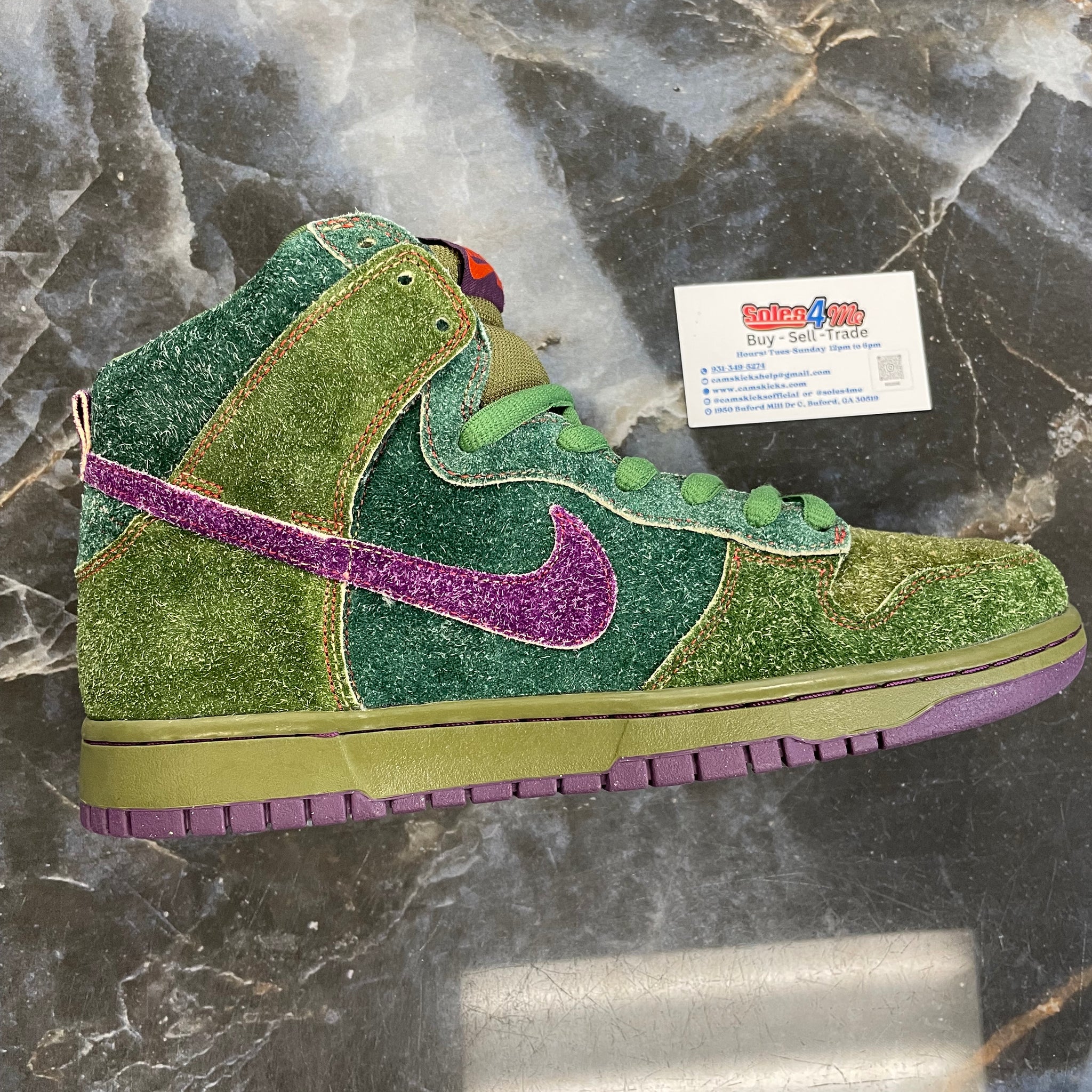 Nike Dunk High SB ‘Skunk 420’ (2010)