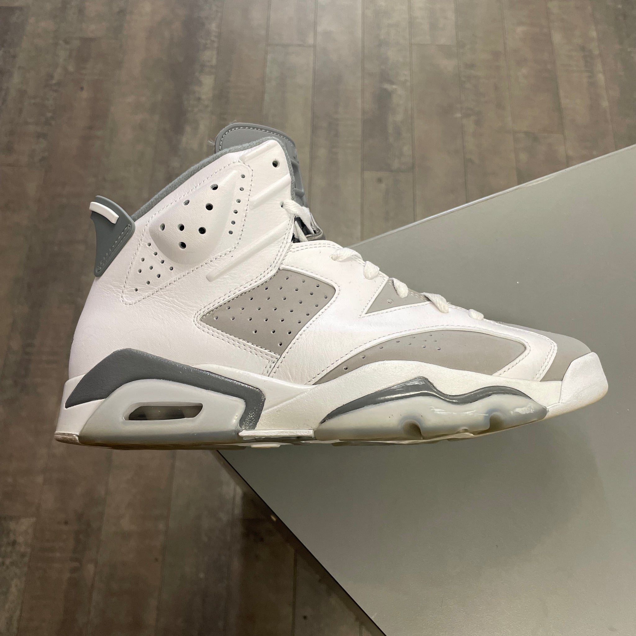 Air Jordan 6 Cool Grey (No Box.)