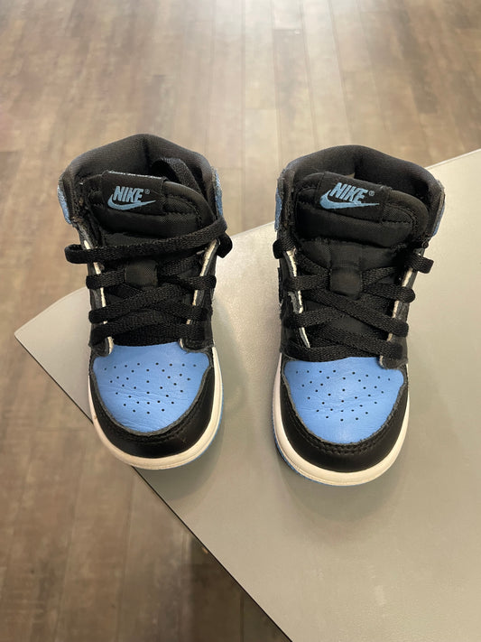 Air Jordan 1 UNC Toe