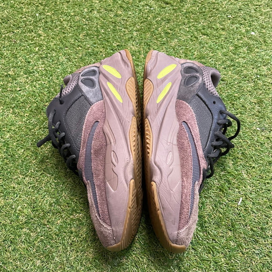 PREOWNED YEEZY BOOST 700 'MAUVE'