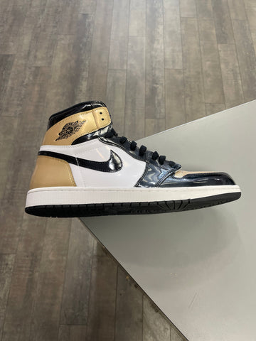 Jordan 1 Gold Toe