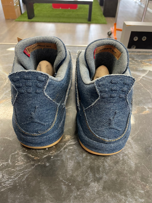 Jordan 4 ‘Levi’s Denim’ • Pre-Owned