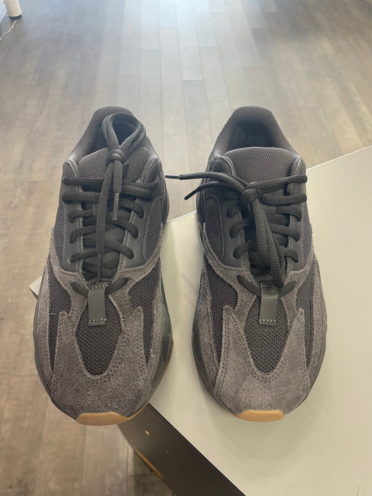 Yeezy Boost 700 Utility Black