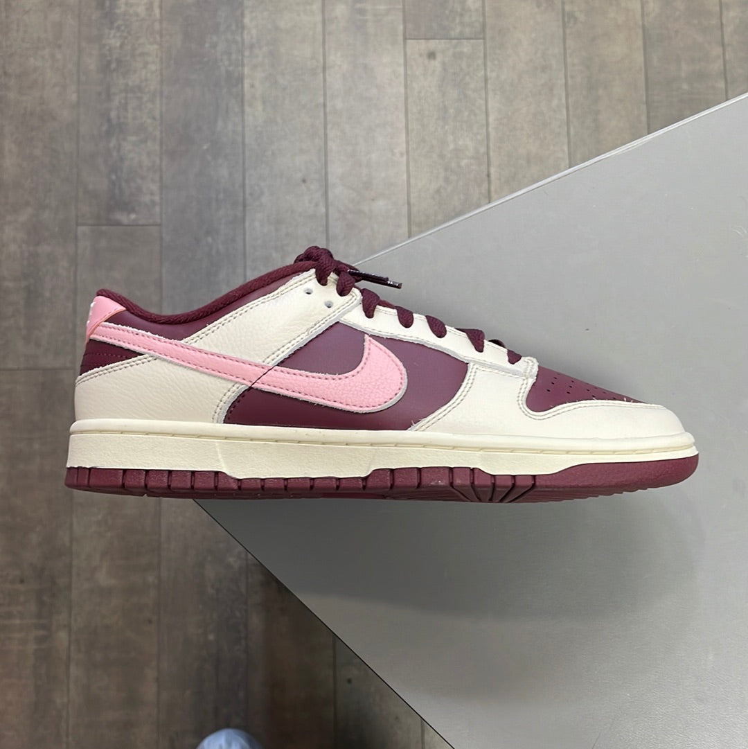 Nike Dunk Low Valentine's Day 2023