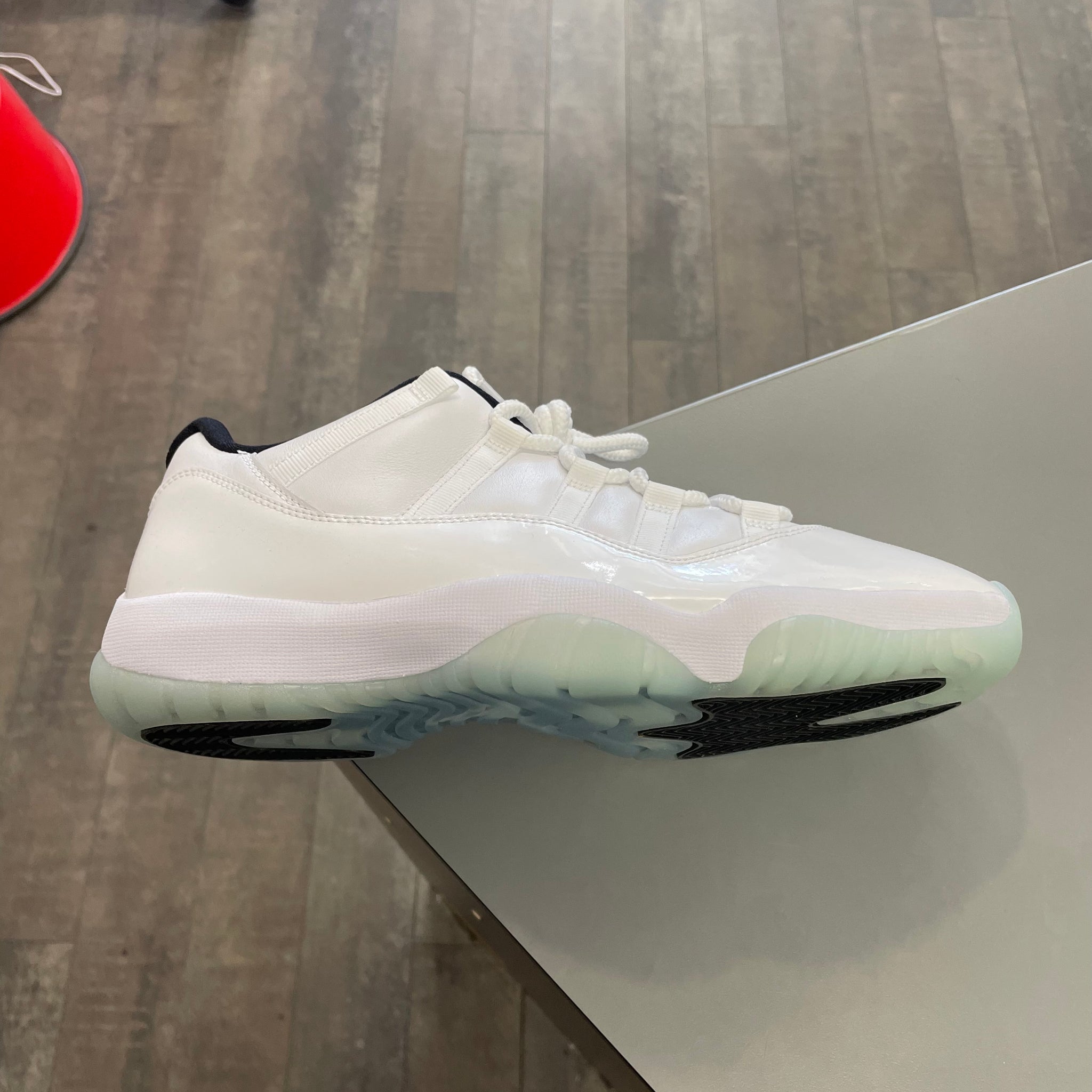 Jordan 11 Low Legend Blue (B Grade, No Box.)