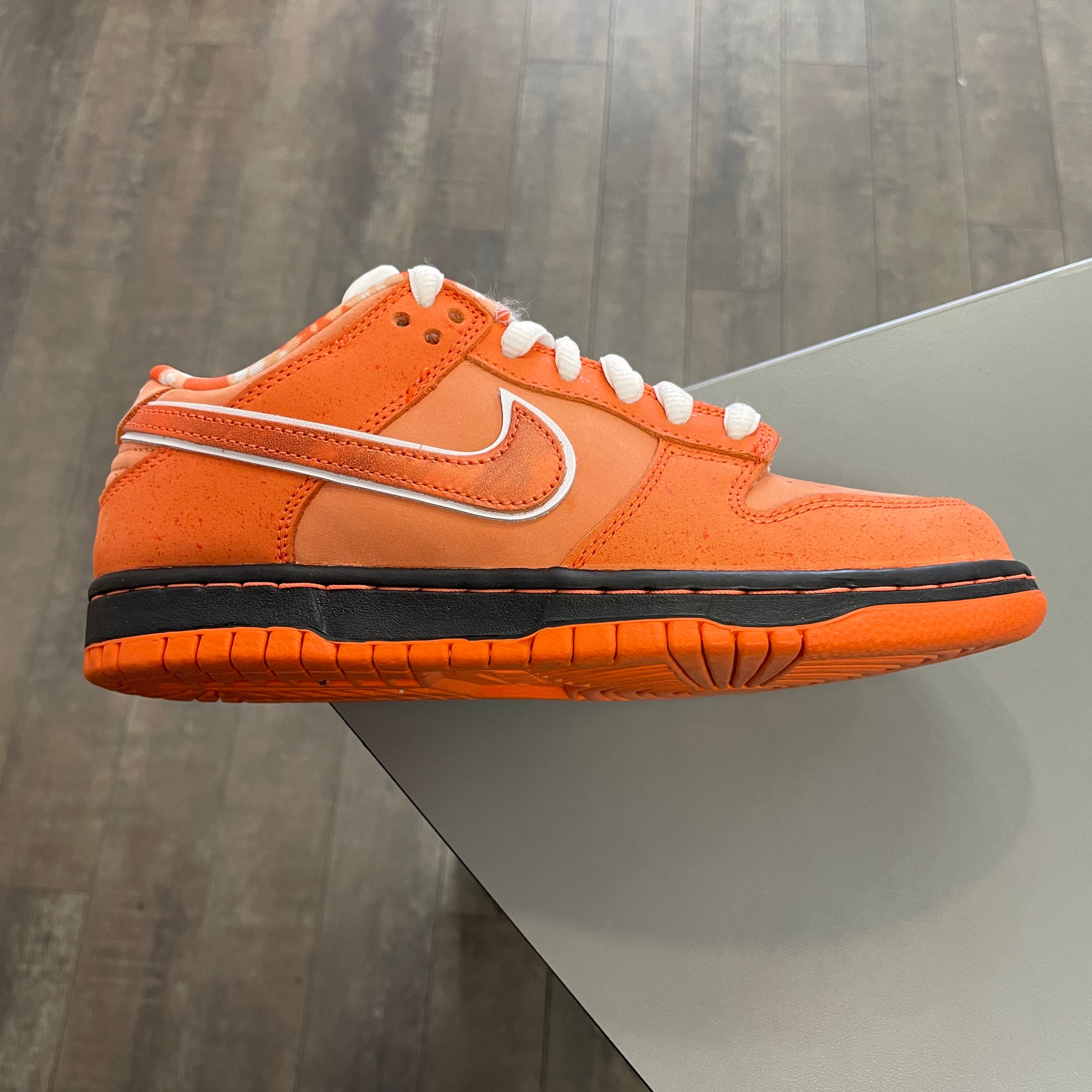 Nike Dunk Low SB Orange Lobster