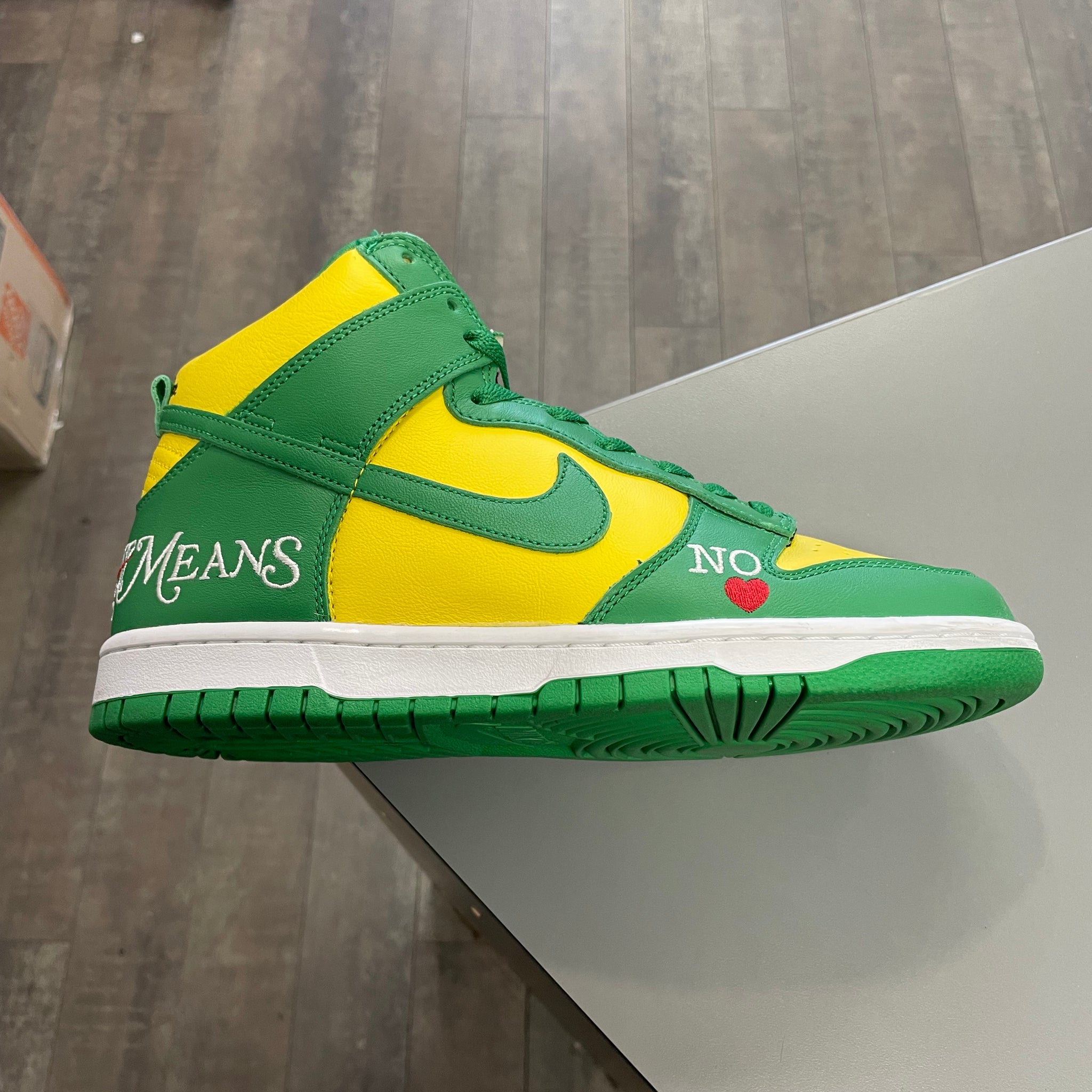 Nike Dunk High SB Supreme By Any Means Necessary Bazil