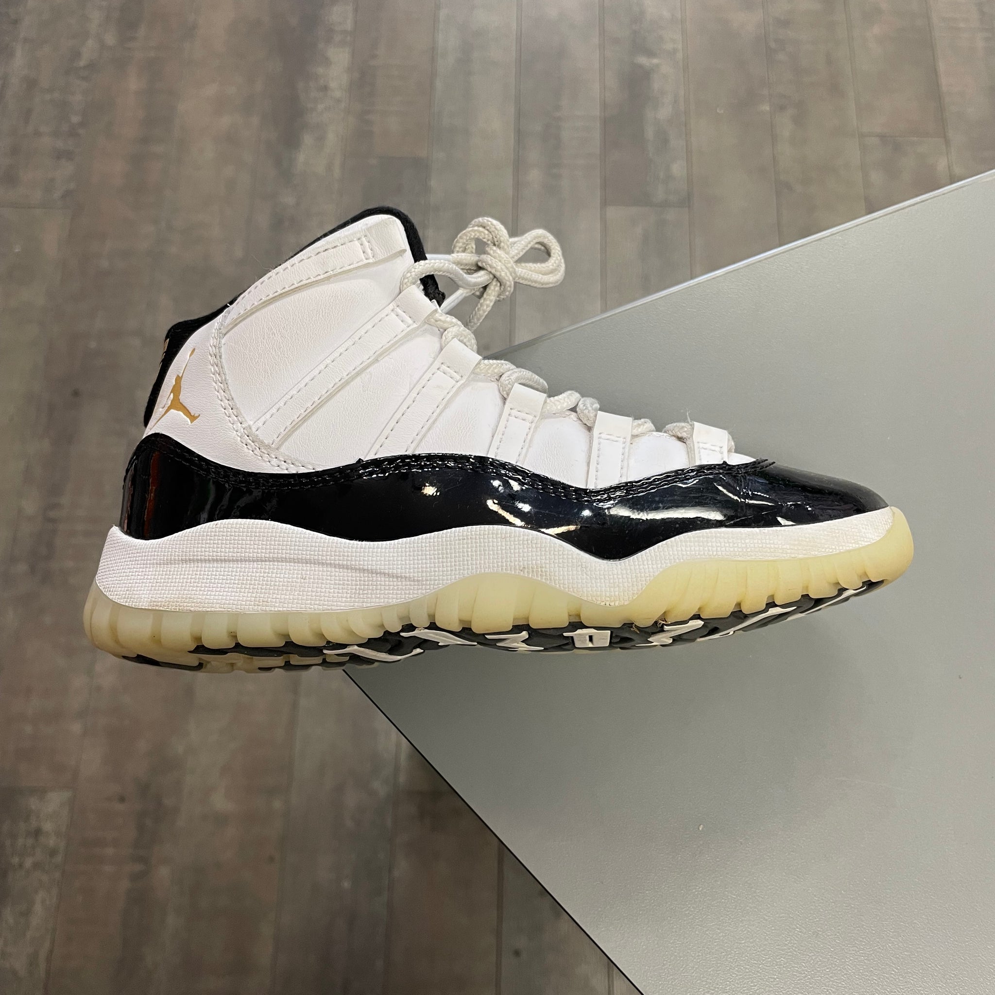 Jordan 11 Gratitude PS