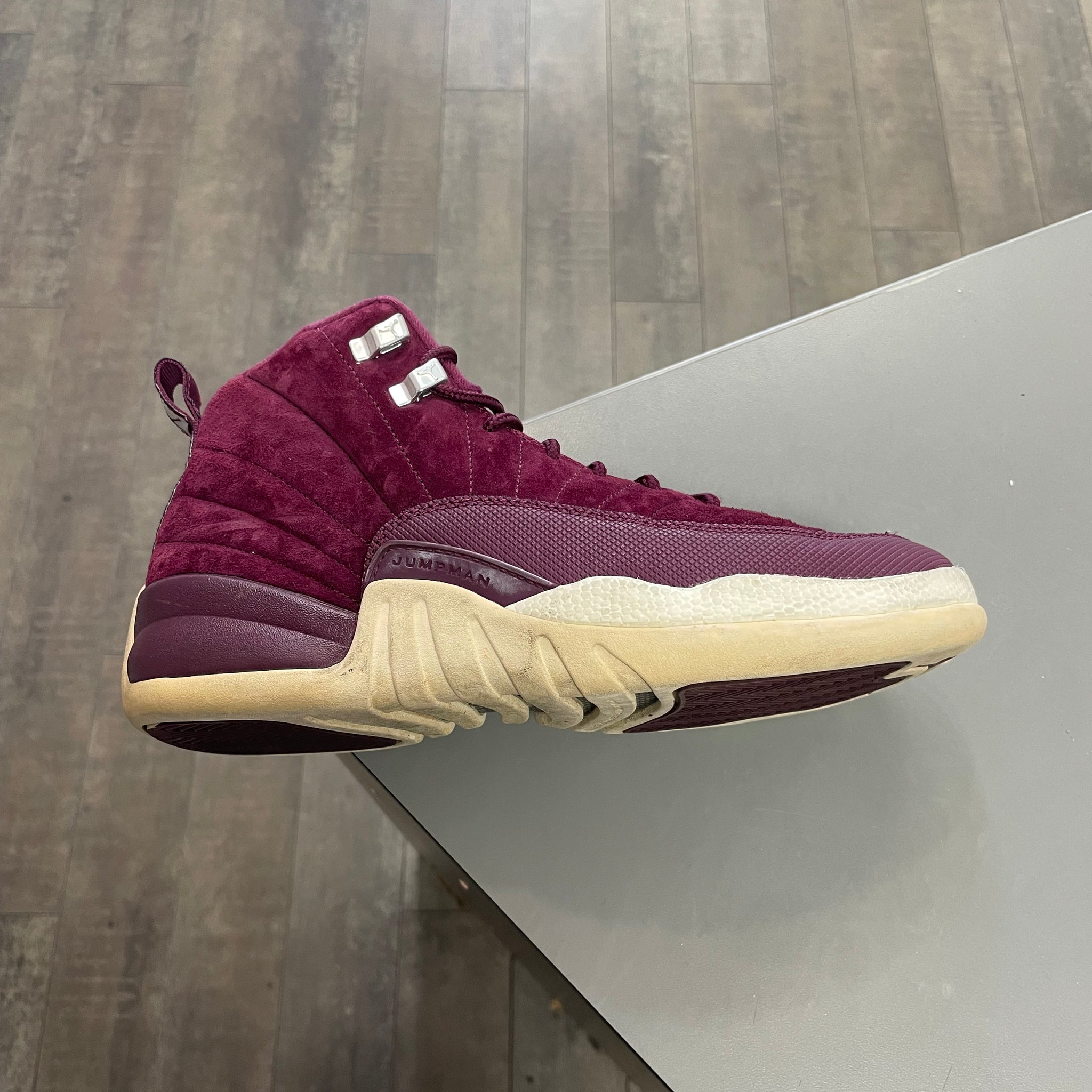 Jordan 12 Bordeaux