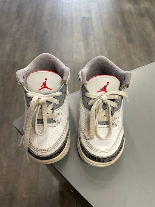 Air Jordan 3 Fire Red 2022