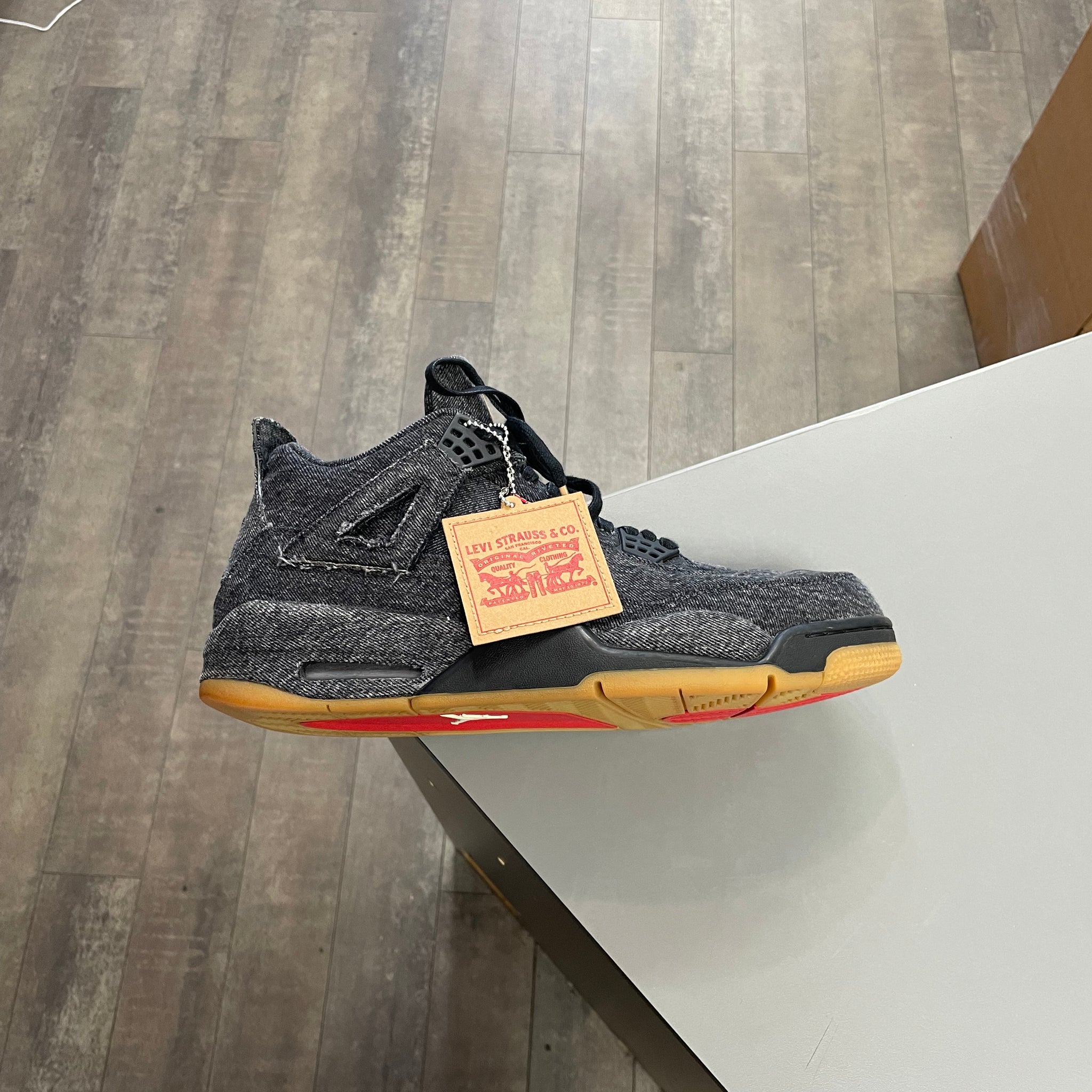 Air Jordan 4 Levi’s Black