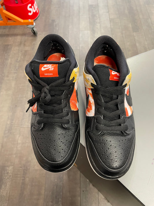 Nike Dunk Low SB Raygun Tie Dye Black