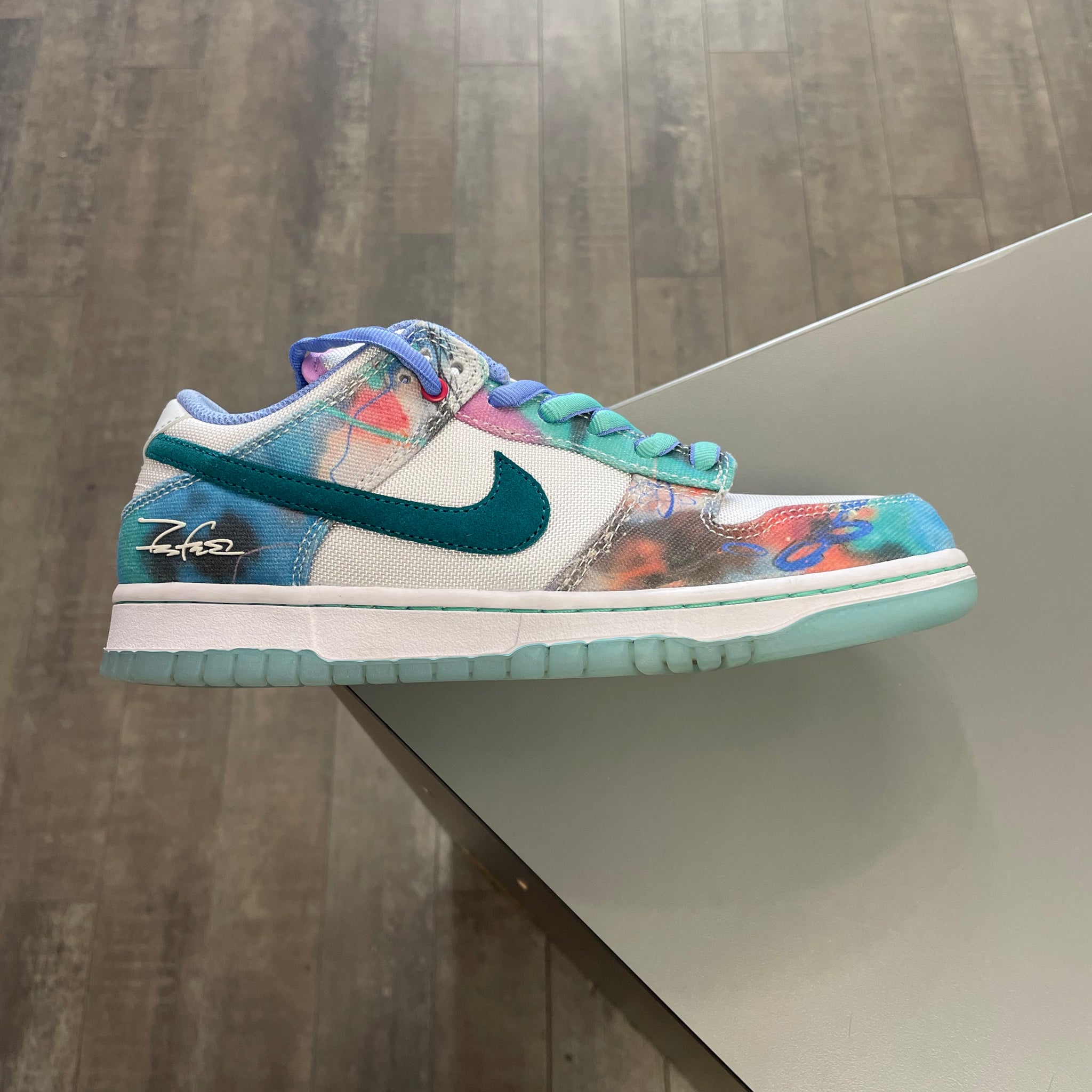 Nike Dunk Low SB Futura