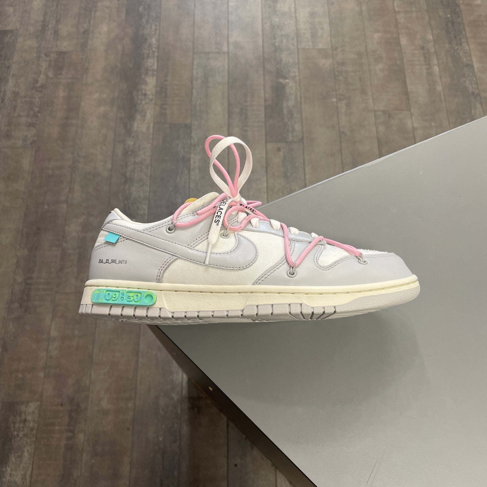 Nike Dunk Low Off-White Lot 9