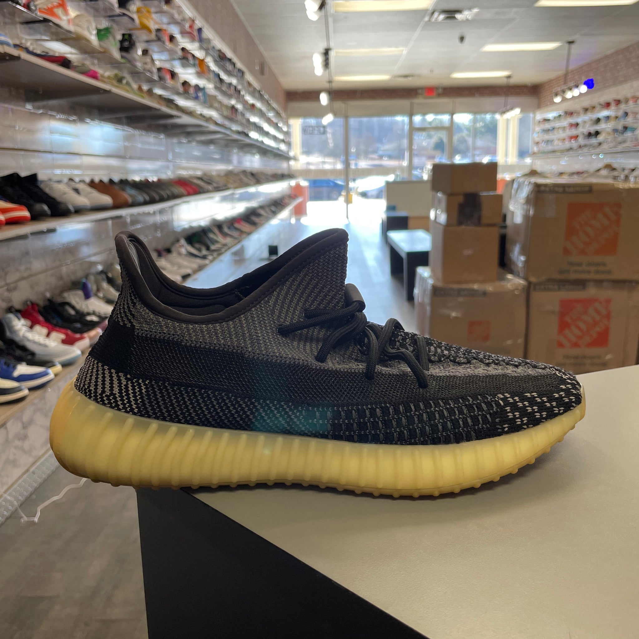 Yeezy 350 V2 Carbon