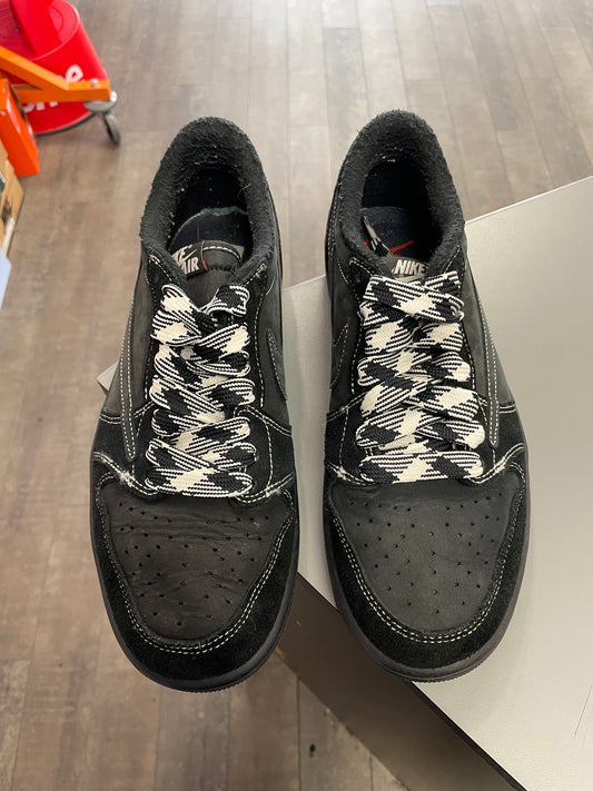 Jordan 1 Low Travis Scott Phantom