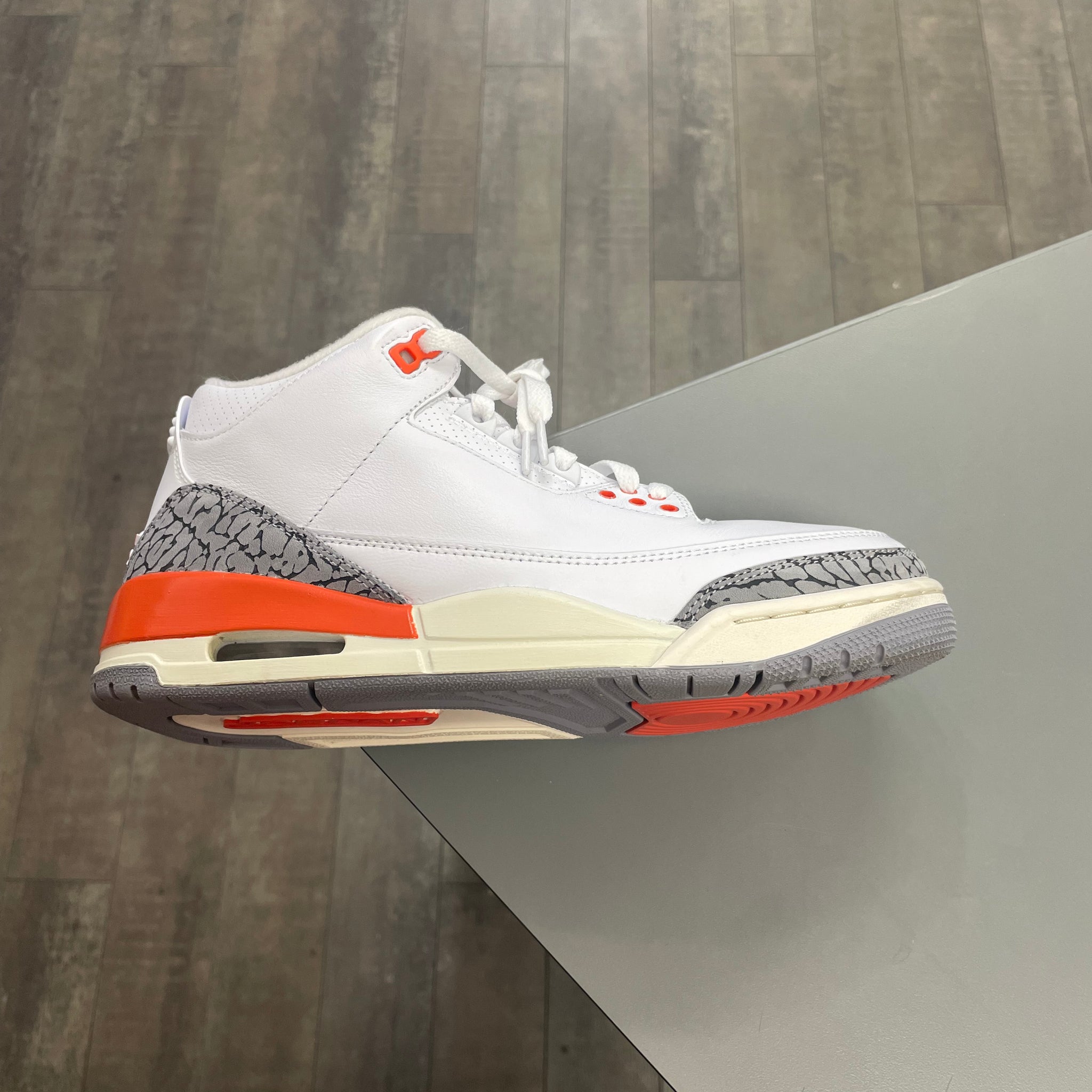 Jordan 3 Laser Orange