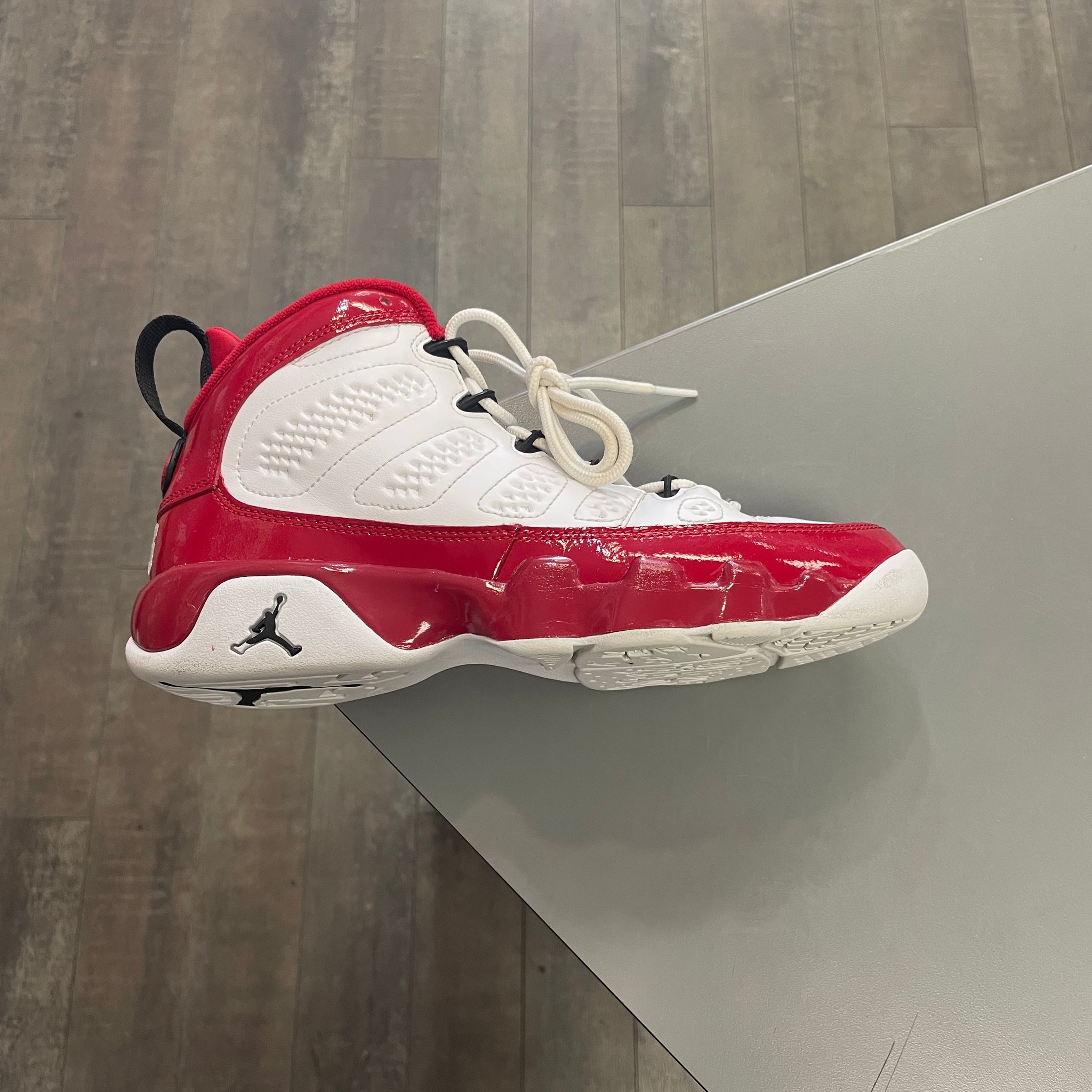 Jordan 9 Gym Red