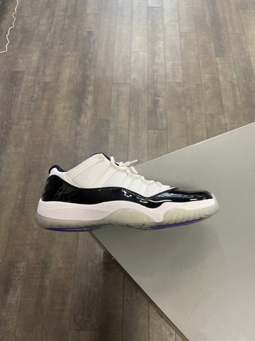 Jordan 11 Low Concord