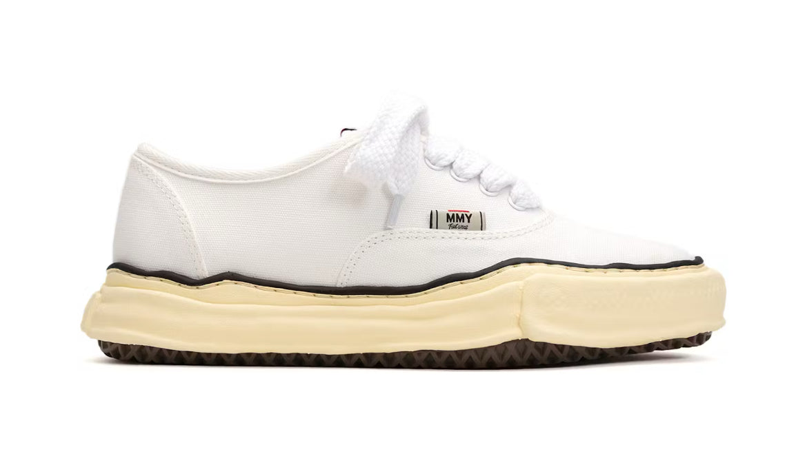 Maison Mihara Yasuhiro Canvas Low White
